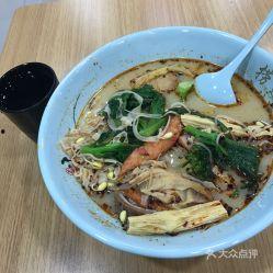 今日份瓜来了卖麻辣烫,今日份瓜来了，带你探索麻辣烫的无限魅力