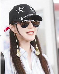 女明星网红戴的帽子,女明星网红的帽子时尚解析