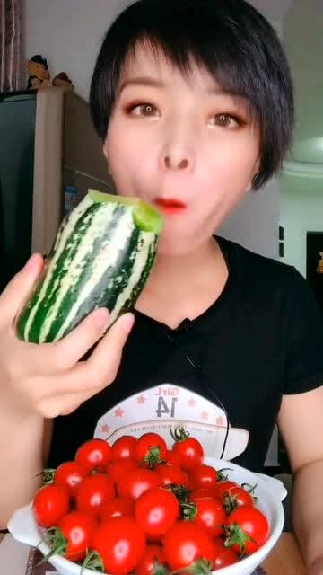 今日份吃瓜歌曲叫什么,揭秘“吃瓜歌曲”背后的故事