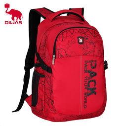 男明星网红背包图片大全,盘点男明星网红背包风采