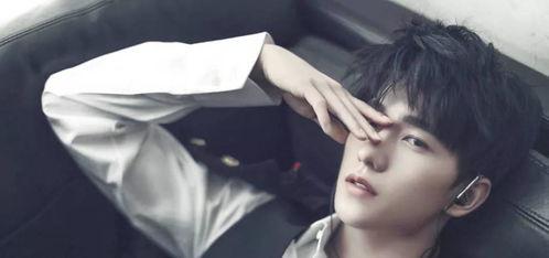 明星网红淋雨照片高清图,高清瞬间捕捉深情演绎