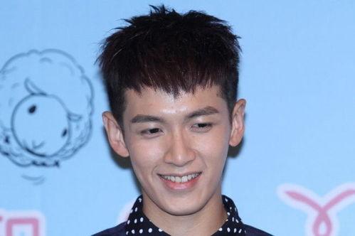 明星网红不值得敬佩