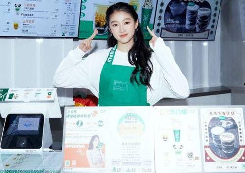 贤合庄的明星网红,明星网红齐聚，打造美食新潮流